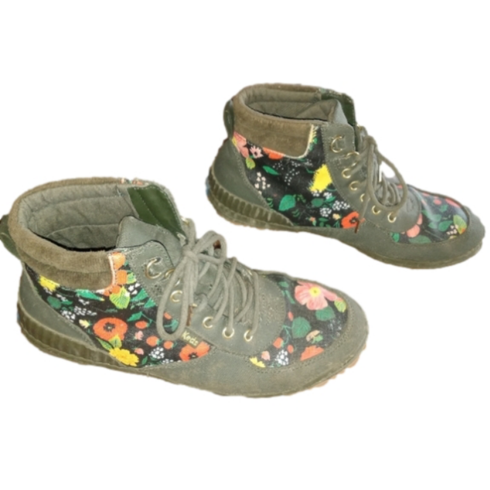Keds Women's Sz 8 Adorable Floral Pattern Boots! - Picture 1 of 7